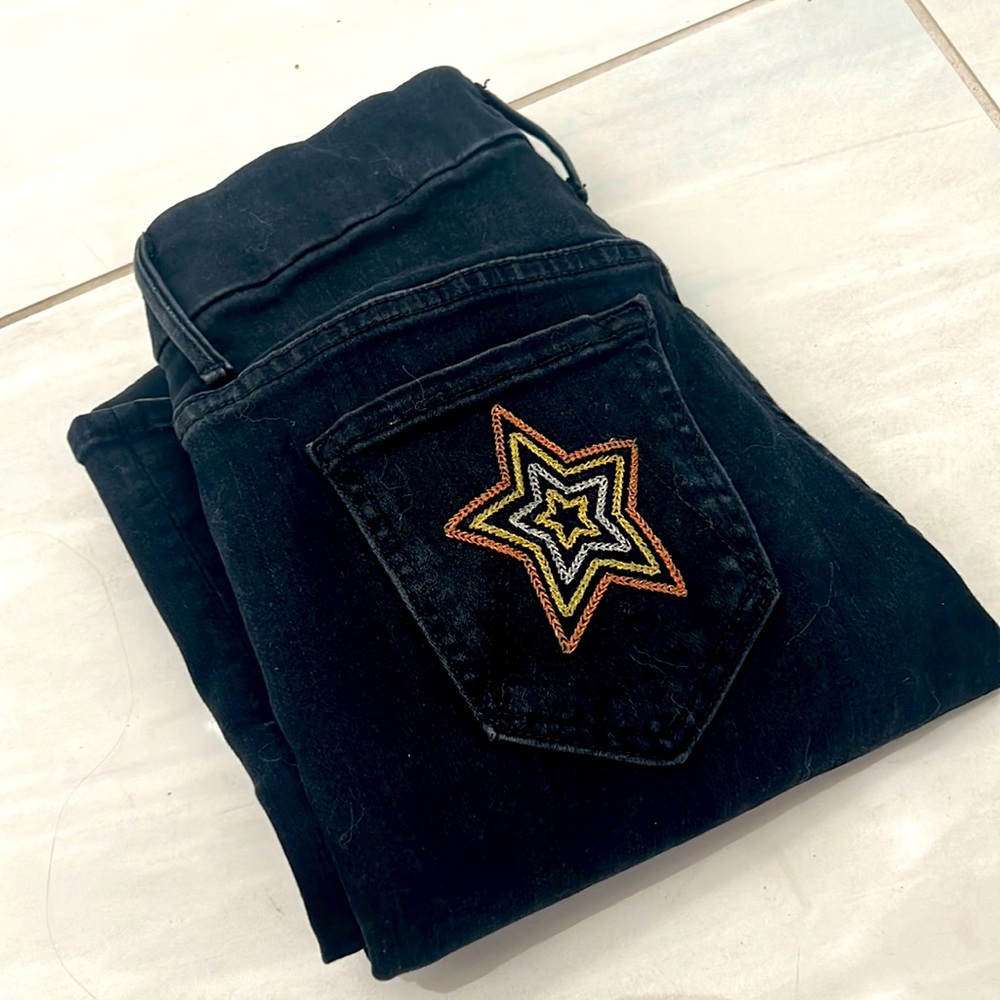 Mother black jeans with star detail on back pocket